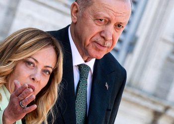 Giorgia Meloni, presidente del Consiglio, con il presidente turco Recep Tayyip Erdogan (Ansa)