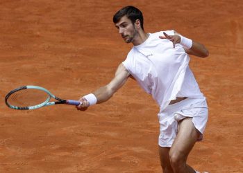Lorenzo Musetti, qui in campo al Madrid Open (Foto ANSA)