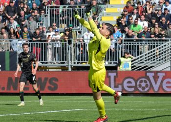 Alex Meret con la maglia del Napoli (Foto ANSA)