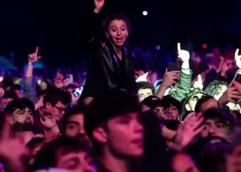 Il pubblico del Concertone del Primo Maggio 2025 (Ansa)