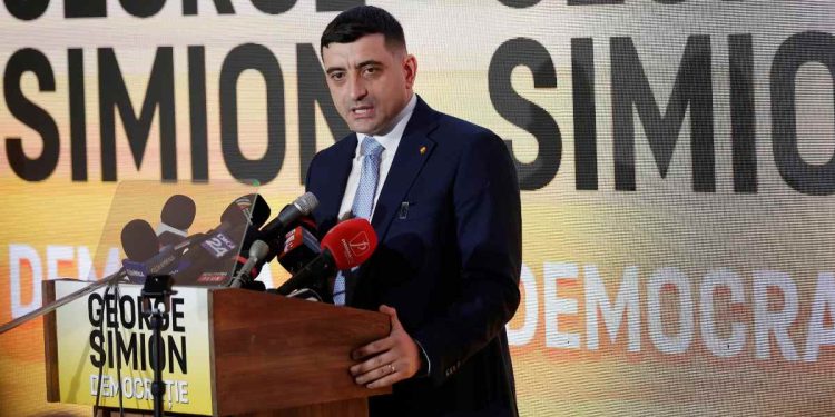 George Simion, Romania