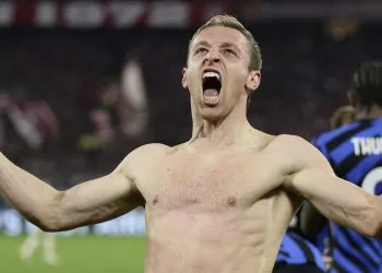 Frattesi (Inter) esulta per l'accesso alla finale di Champions League