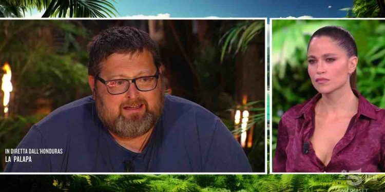 Mario Adinolfi a L'Isola dei Famosi 2025