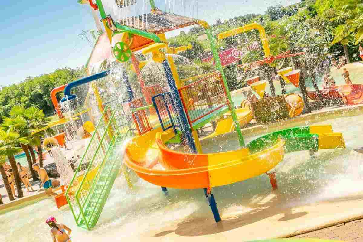 spiagge sembrano i caraibi ma si trovano in italia