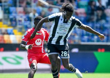 Oumar Solet con la maglia dell'Udinese (Foto ANSA)