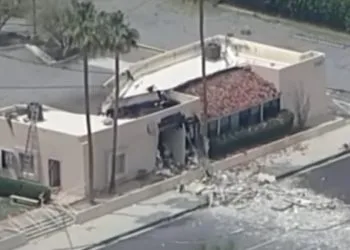 Esplosione clinica in California, 18 maggio 2025 (Foto ABC10)