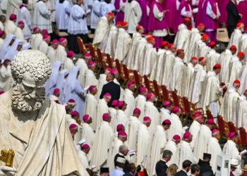 Durante la Messa di inaugurazione del ministero petrino di Leone XIV (Ansa)