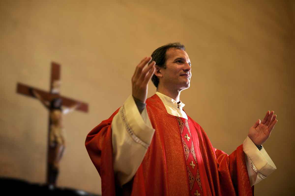 stipendio preti e suore