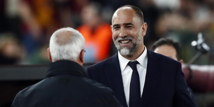 Il saluto tra Claudio Ranieri e Igor Tudor prima di Roma Juventus (Foto ANSA)