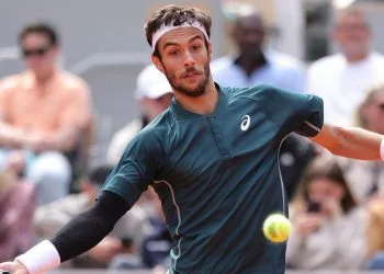 Lorenzo Musetti al Roland Garros 2025 (Foto ANSA)