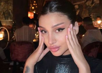 Cristina Ferrara ritocchi