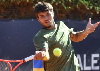 Flavio Cobolli in azione (Foto ANSA)