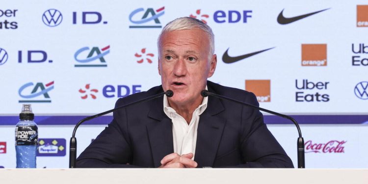 Didier Deschamps in conferenza stampa con la Francia (Foto ANSA)