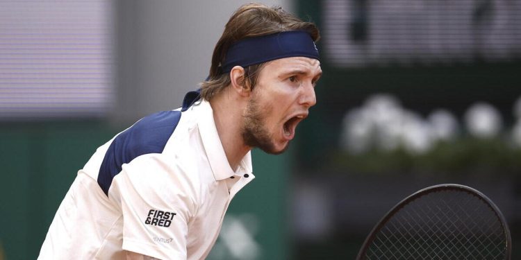 Alexander Bublik è ai quarti del Roland Garros 2025 (Foto ANSA)