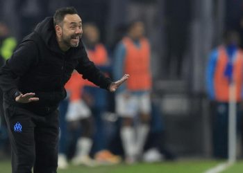 Roberto De Zerbi sulla panchina del Marsiglia (Foto ANSA)