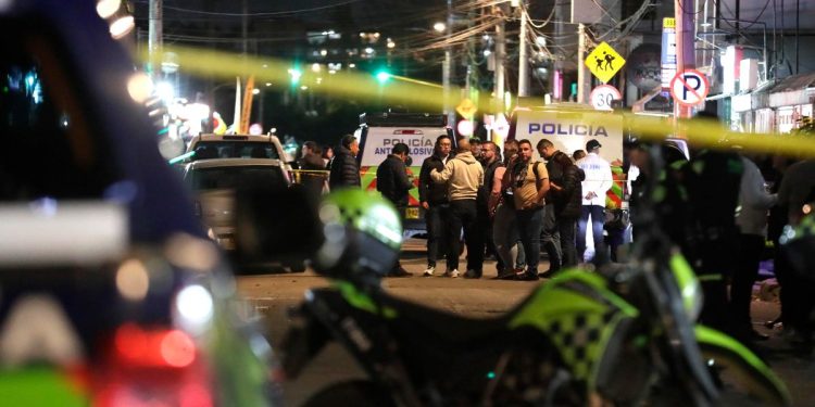 Attentato al candidato Uribe in Colombia