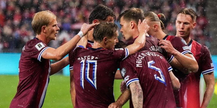 L'esultanza della nazionale della Norvegia (Foto ANSA)