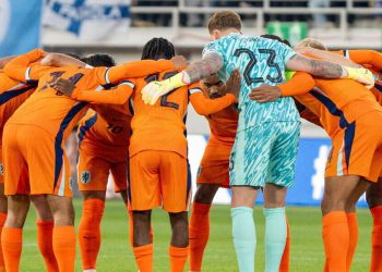 L'Olanda prima della partita in Finlandia (Foto ANSA)