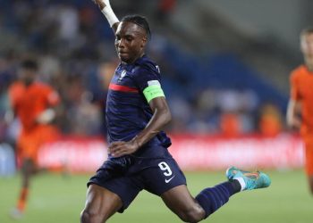 Mathys Tel in azione con la Francia (Foto ANSA)