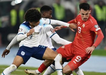 Rico Lewis in azione con l'Inghilterra (Foto ANSA)