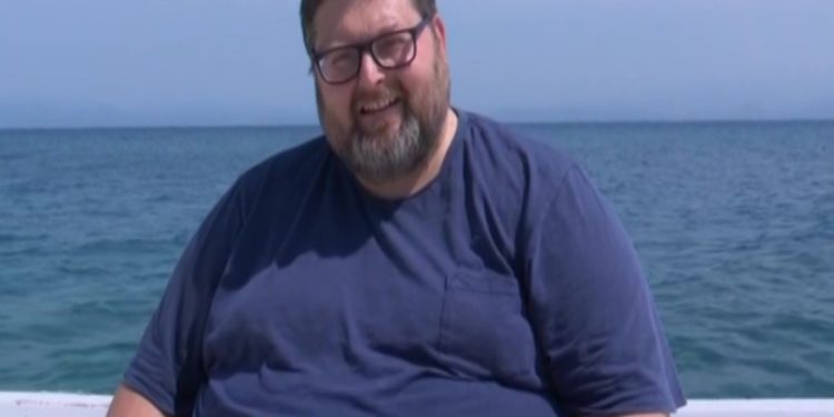 Mario Adinolfi all'Isola dei Famosi 2025. (Foto: Web)