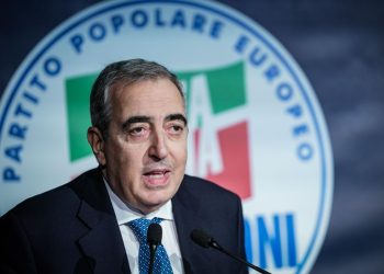 Maurizio Gasparri (Ansa)