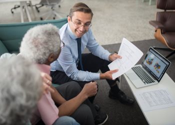 Operatore con pensionati