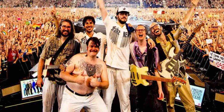 Pinguini Tattici Nucleari in concerto (foto web)