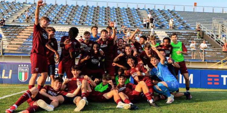 La festa del Torino U17 (da Facebook)