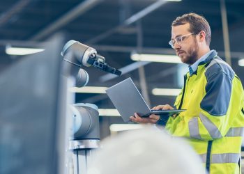 Controlli su un macchinario industriale