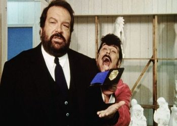 Cane e gatto, film nel pomeriggio su Rete 4 (Foto Web)