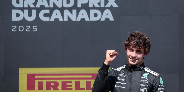 Kimi Antonelli sul podio del GP del Canada