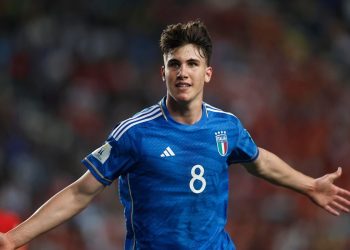 Cesare Casadei esulta con l'Italia U21 (Foto ANSA)