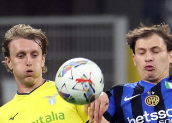 Rovella a contrasto con Barella in Inter Lazio (Foto Ansa)