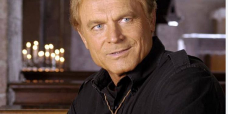 Terence Hill torna in Don Matteo 15?