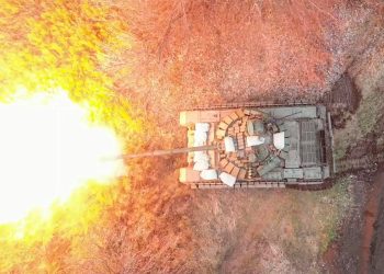 Un carro armato in Ucraina (Foto: ANSA)