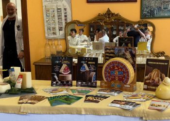 Un incontro Aecis a Torino (Foto: AECIS)