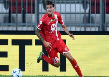 Andrea Colpani con la maglia del Monza