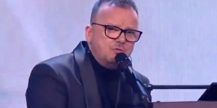 Gigi D'Alessio (Foto: Screen)