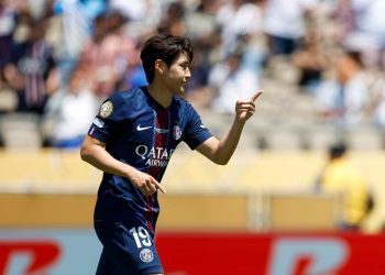 Lee Kang-In esulta con il Psg (Foto ANSA)