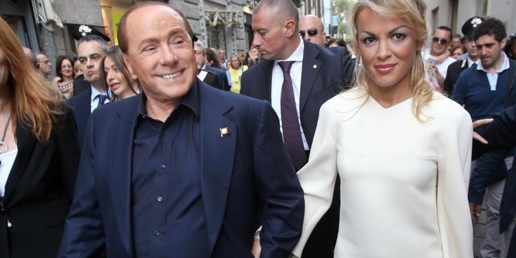 Silvio Berlusconi e Francesca Pascale