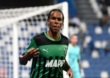 Armand Laurienté con la maglia del Sassuolo