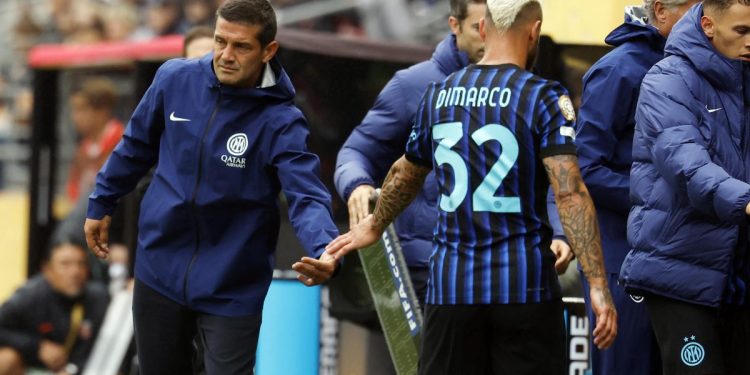 Cristian Chivu e Federico Dimarco con l'Inter (Foto ANSA)