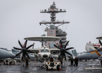 Sulla portaerei Usa Gerald Ford (Ansa)