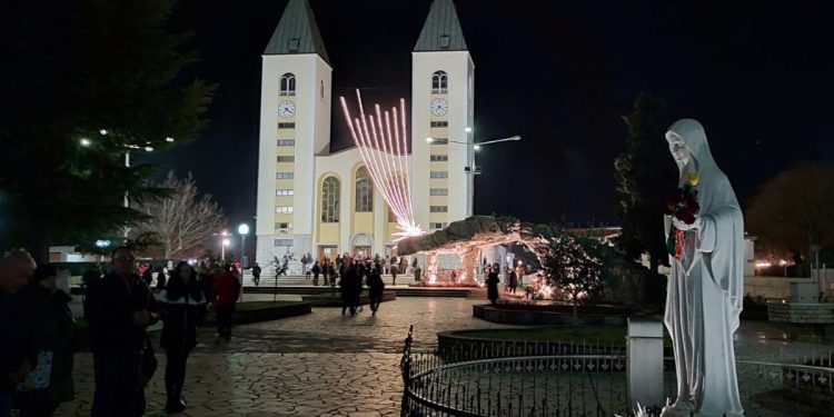 Medjugorie, la chiesa delle apparizioni (foto Riccardo Caniato)