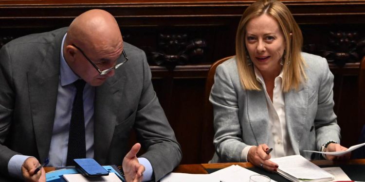Meloni e Crosetto alla Camera