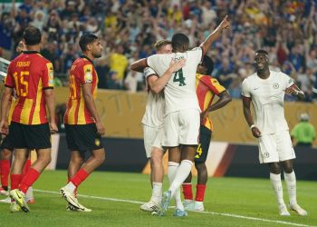 Tosin Adarabioyo festeggia il gol in Esperance Chelsea (Foto ANSA)