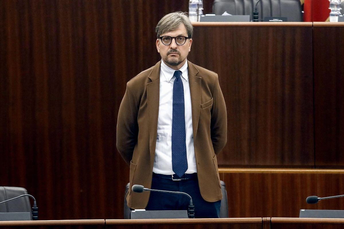 Guido Guidesi, Lombardia