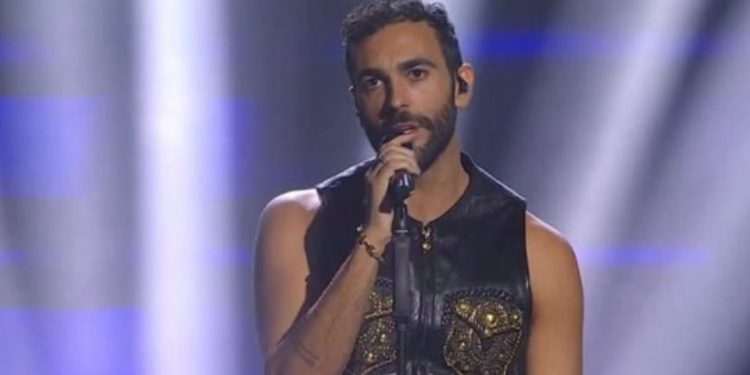 Marco Mengoni (Foto: screen Raiplay)