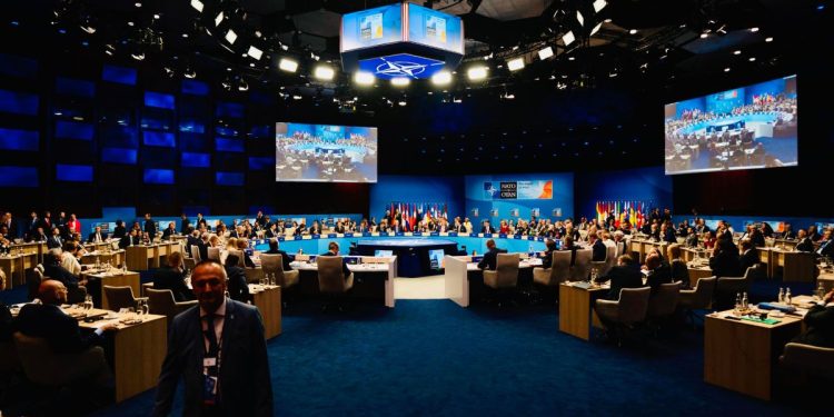 Il vertice NATO all'Aja